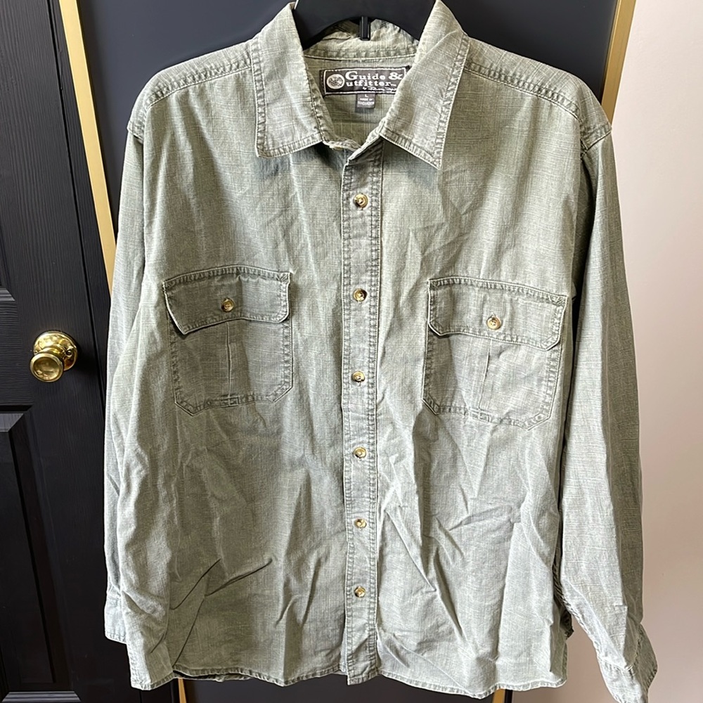 Green Vintage Guide & Outfitter Button Down Shirt